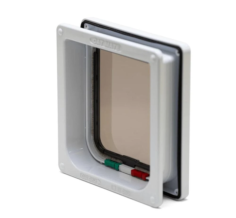 PET MATE Cat Mate Cat Flap 4-Way Locking With Door Liner - Image 6