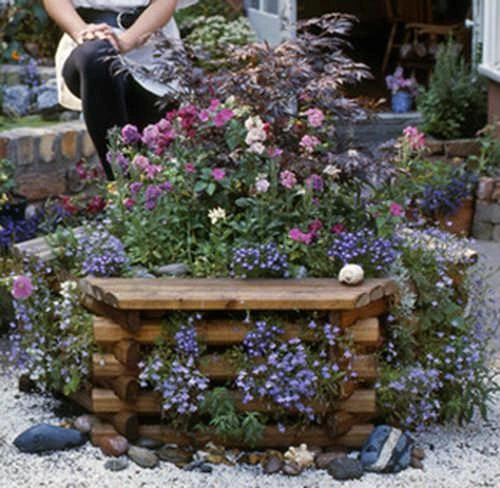 Norlog Medium Tree Seat Planter - Image 3